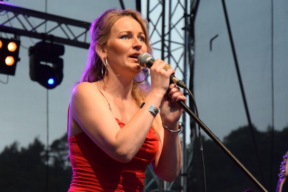 Żukowo. Elektryczne Gitary wystąpiły na finał deszczowych Sobótek