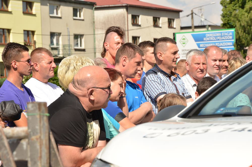 Sierakowice. Widowiskowe zawody siłaczy. Sędziował sam Mariusz Pudzianowski