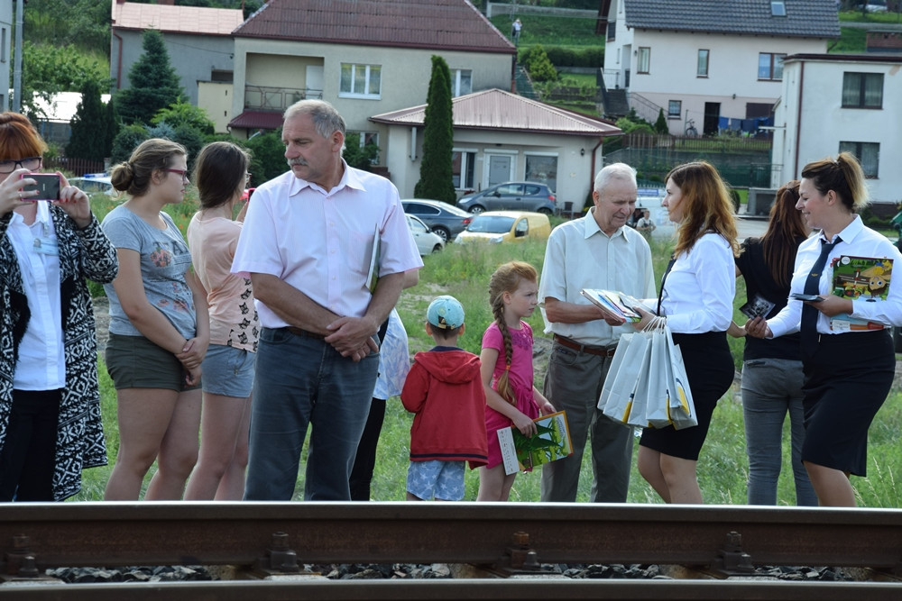Somonino. Drezyna uderzyła w samochód - symulacją tego wypadku ruszyła kampania 