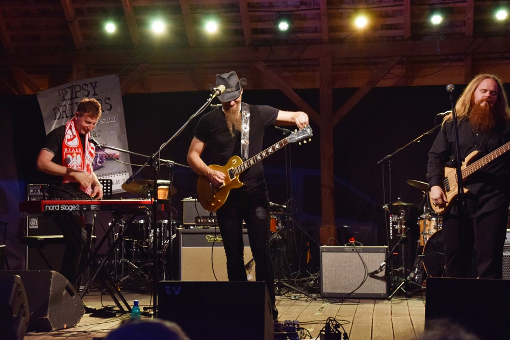 Mirachowo. X Blues w Leśniczówce. Amerykańskie granie i podwójne perkusyjne uderzenie