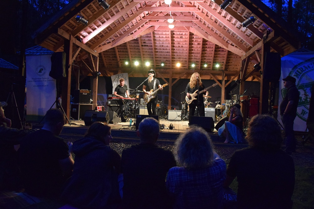 Mirachowo. X Blues w Leśniczówce. Amerykańskie granie i podwójne perkusyjne uderzenie
