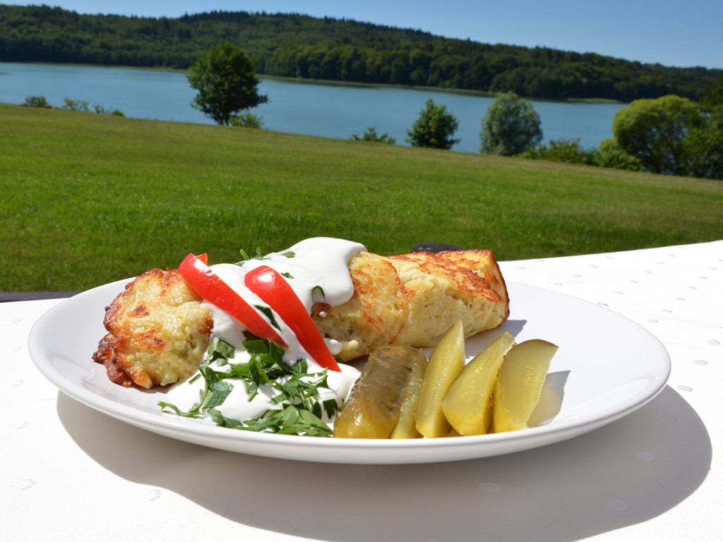 Wybierz się na pyszny obiad do Restauracji Lakeside!