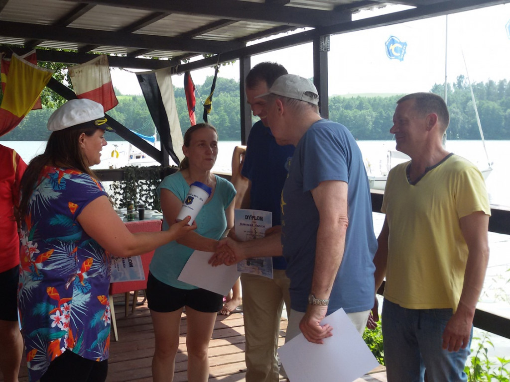 Chmielno. Regaty na początek lata