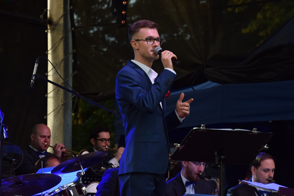 Kartuzy. Dni Powiatu Kartuskiego. Wystąpili Ania Dąbrowska i Jan Konop Big Band