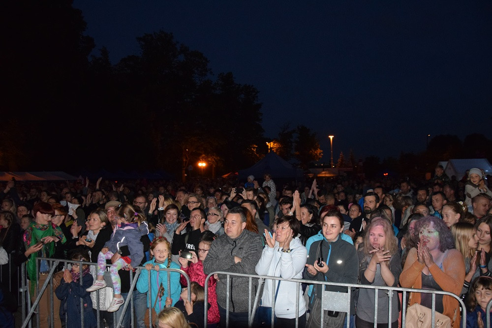 Kartuzy. Dni Powiatu Kartuskiego. Wystąpili Ania Dąbrowska i Jan Konop Big Band