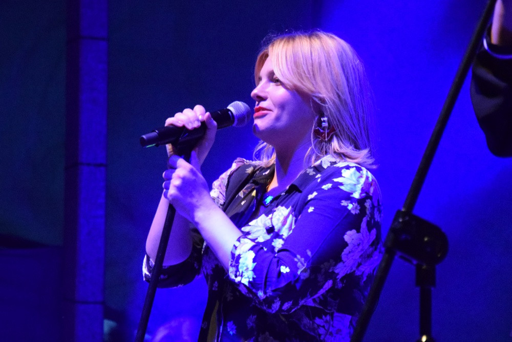 Kartuzy. Dni Powiatu Kartuskiego. Wystąpili Ania Dąbrowska i Jan Konop Big Band