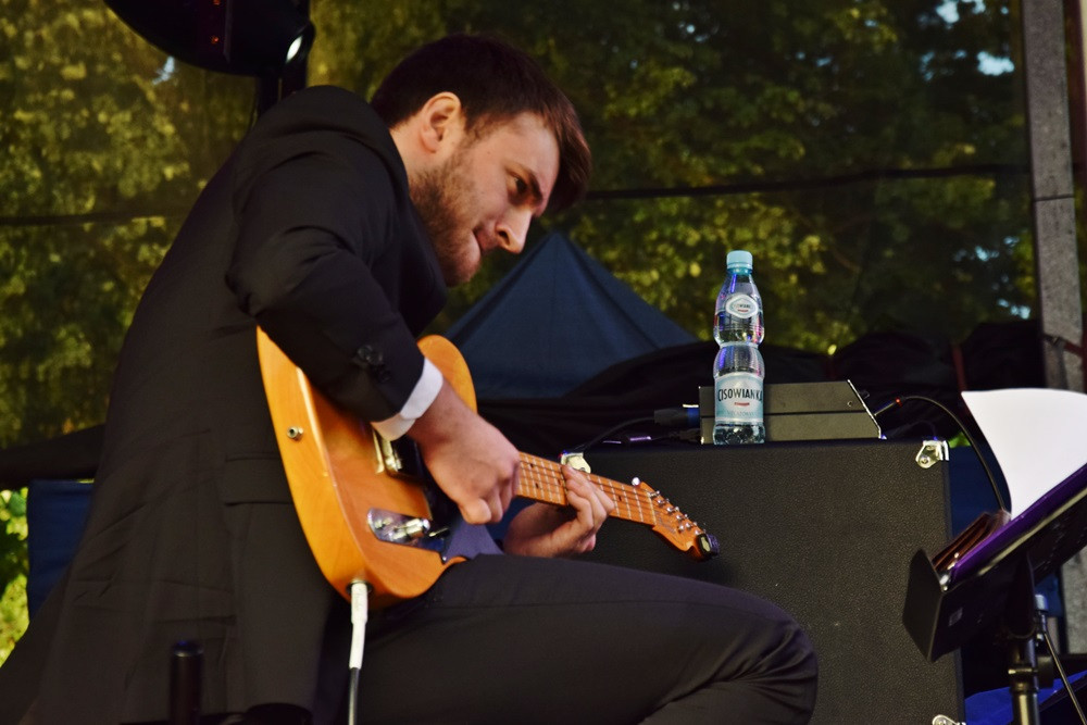 Kartuzy. Dni Powiatu Kartuskiego. Wystąpili Ania Dąbrowska i Jan Konop Big Band