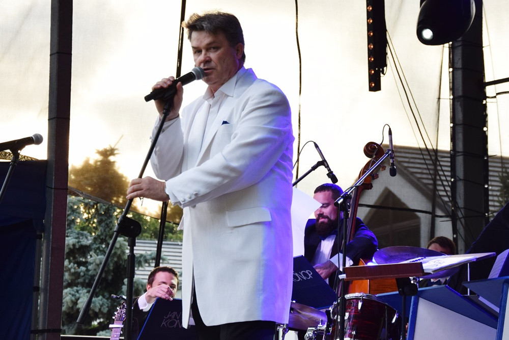 Kartuzy. Dni Powiatu Kartuskiego. Wystąpili Ania Dąbrowska i Jan Konop Big Band