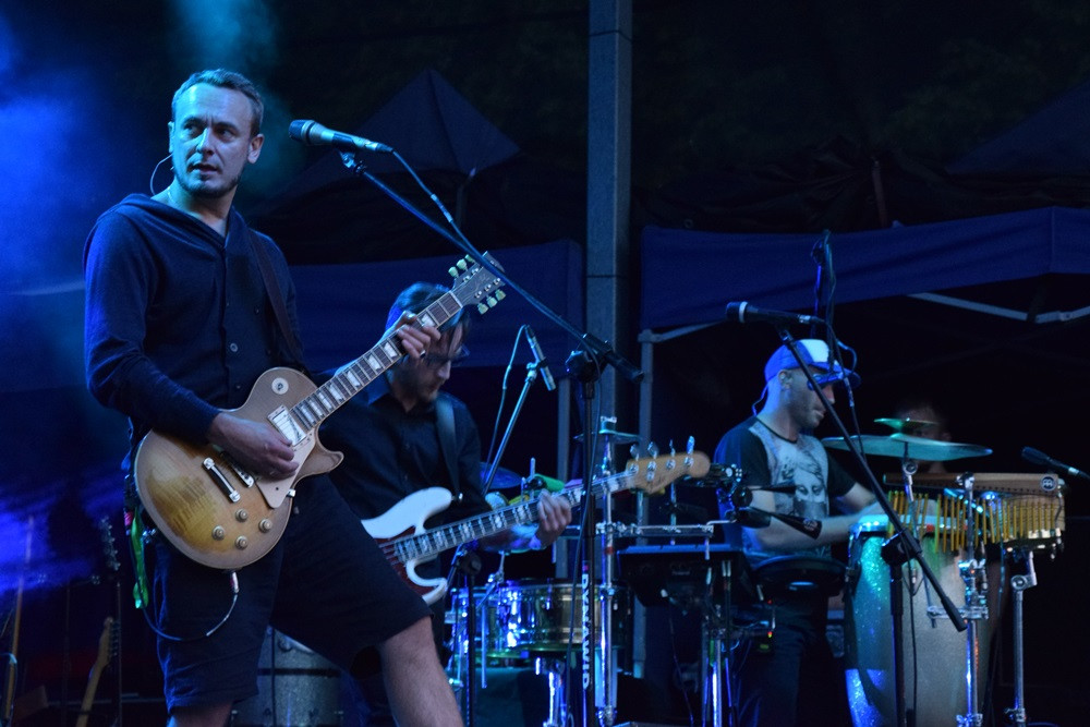 Kartuzy. Dni Powiatu Kartuskiego. Energetyczny Organek i rewelacyjne Lao Che