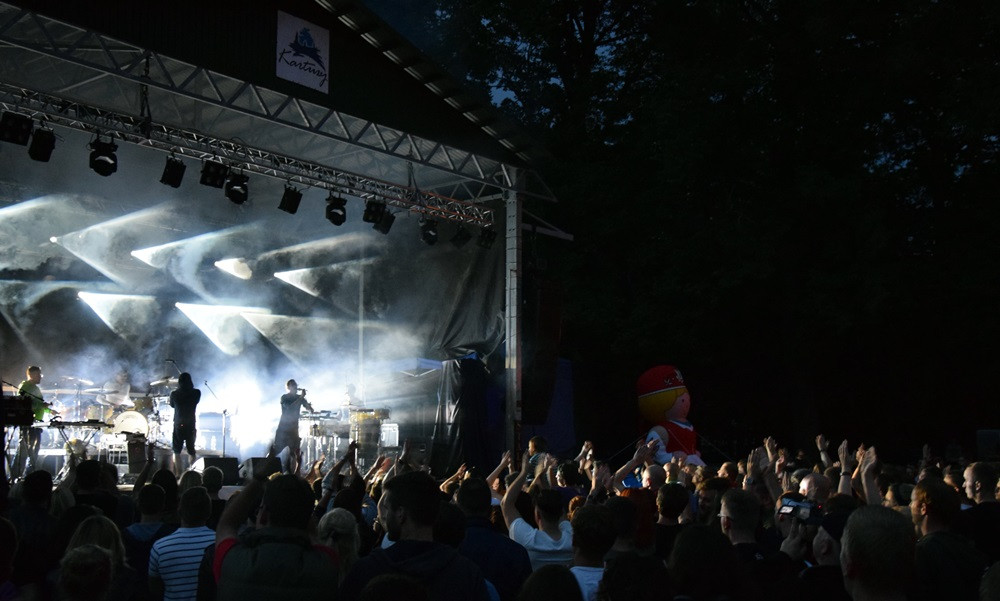 Kartuzy. Dni Powiatu Kartuskiego. Energetyczny Organek i rewelacyjne Lao Che