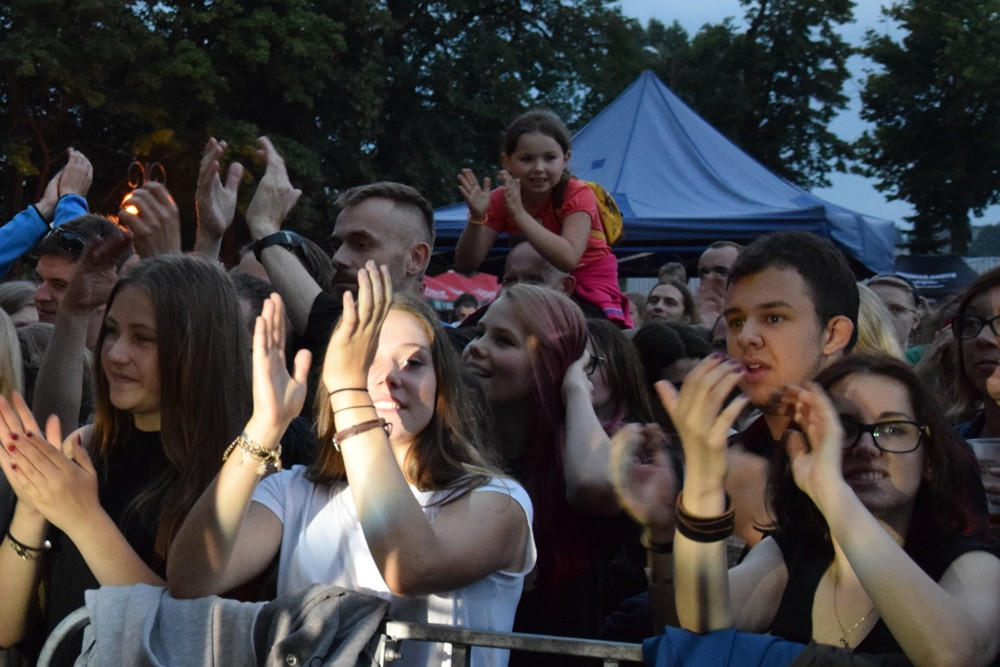 Kartuzy. Dni Powiatu Kartuskiego. Energetyczny Organek i rewelacyjne Lao Che