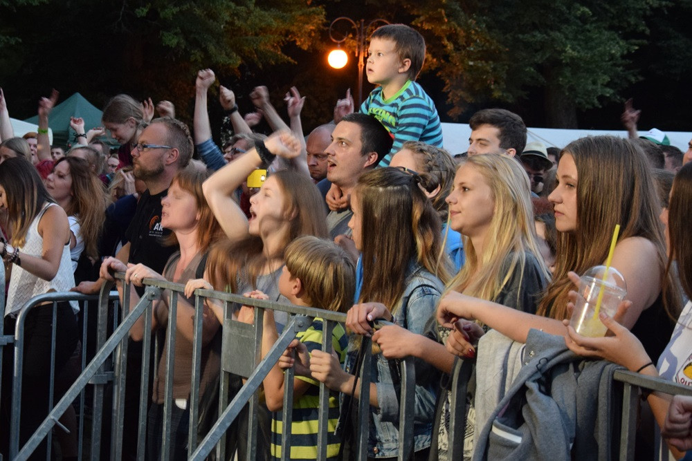 Kartuzy. Dni Powiatu Kartuskiego. Energetyczny Organek i rewelacyjne Lao Che