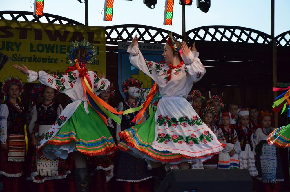 Sierakowice. Knieja z finałem w rytmie disco polo