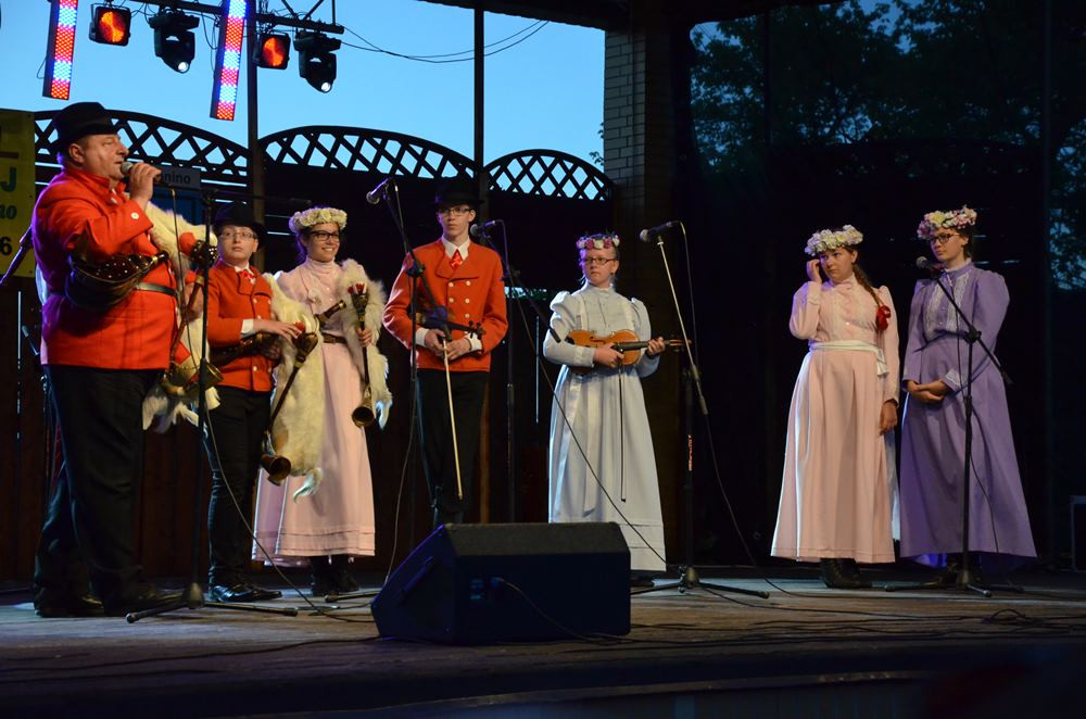 Sierakowice. Knieja z finałem w rytmie disco polo