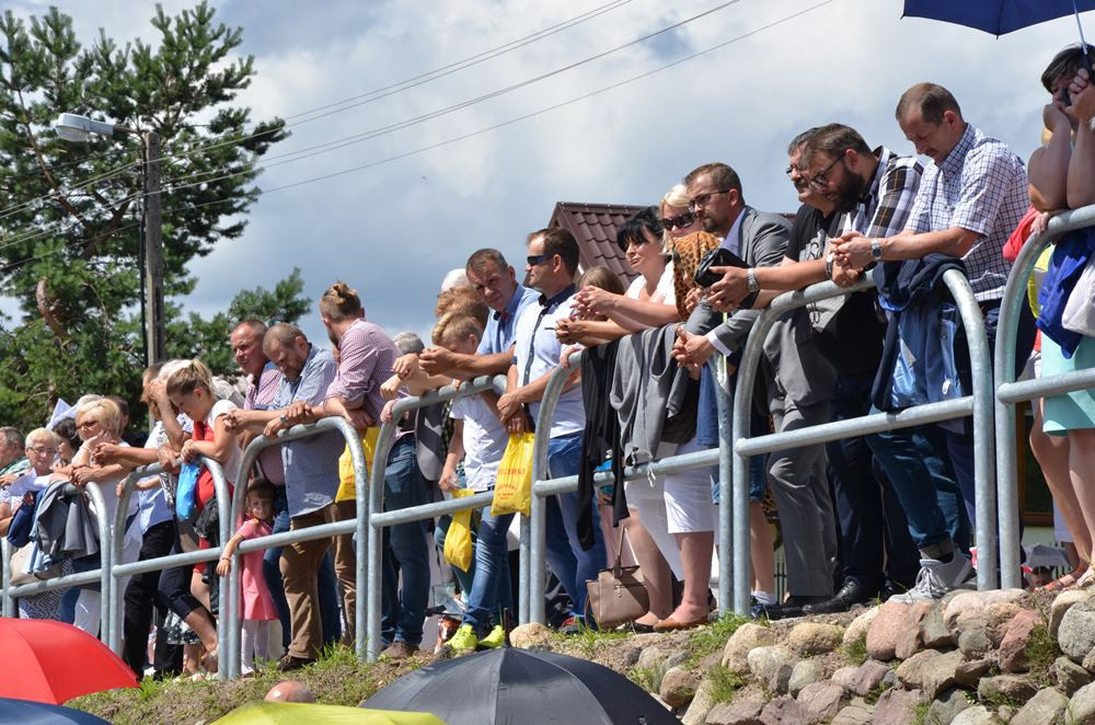Sianowo. Tysiące wiernych u stóp Matki Boskiej Królowej Kaszub