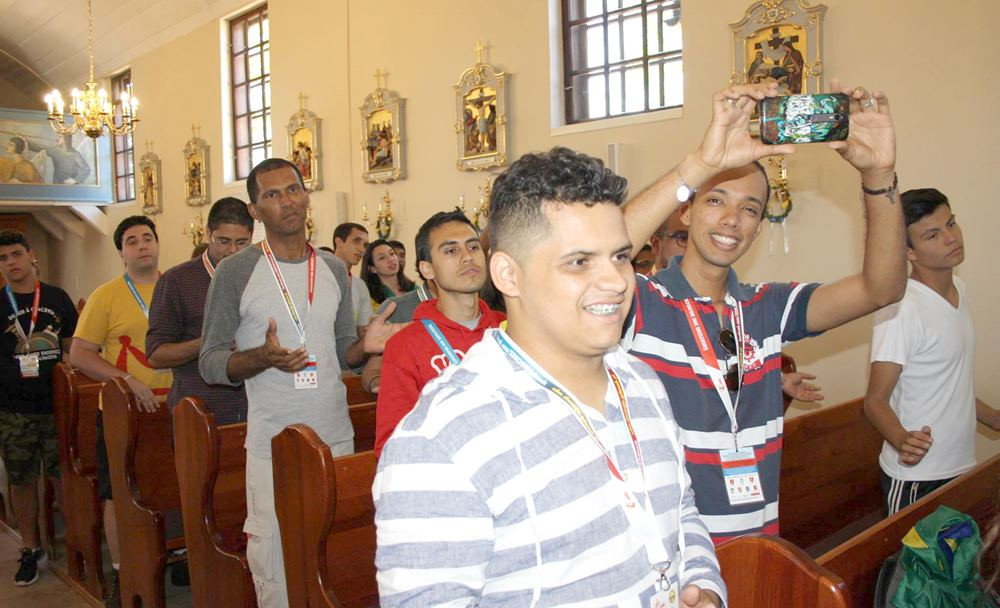 Kolejni uczestnicy ŚDM na Kaszubach. Młodzież gościła w Sianowie