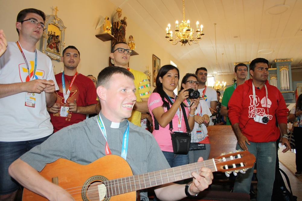 Kolejni uczestnicy ŚDM na Kaszubach. Młodzież gościła w Sianowie