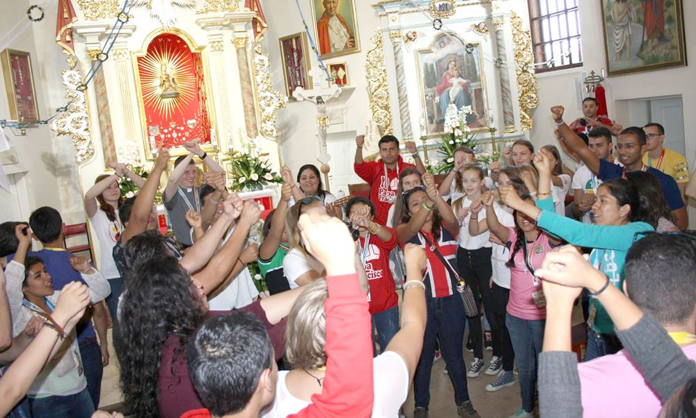Kolejni uczestnicy ŚDM na Kaszubach. Młodzież gościła w Sianowie
