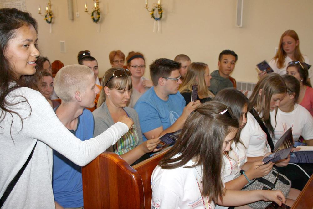 Kolejni uczestnicy ŚDM na Kaszubach. Młodzież gościła w Sianowie