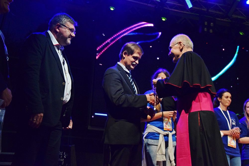 Kartuzy. Pożegnano młodych pielgrzymów z Francji. Dziś wyruszyli na Światowe Dni Młodzieży