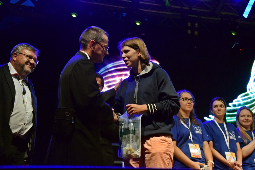 Kartuzy. Pożegnano młodych pielgrzymów z Francji. Dziś wyruszyli na Światowe Dni Młodzieży