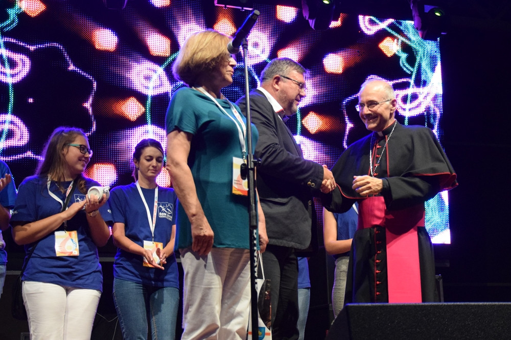 Kartuzy. Pożegnano młodych pielgrzymów z Francji. Dziś wyruszyli na Światowe Dni Młodzieży