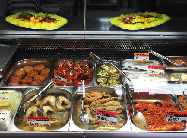 Tuchom. Ryby w różnych smakach w smażalni Rybakówka