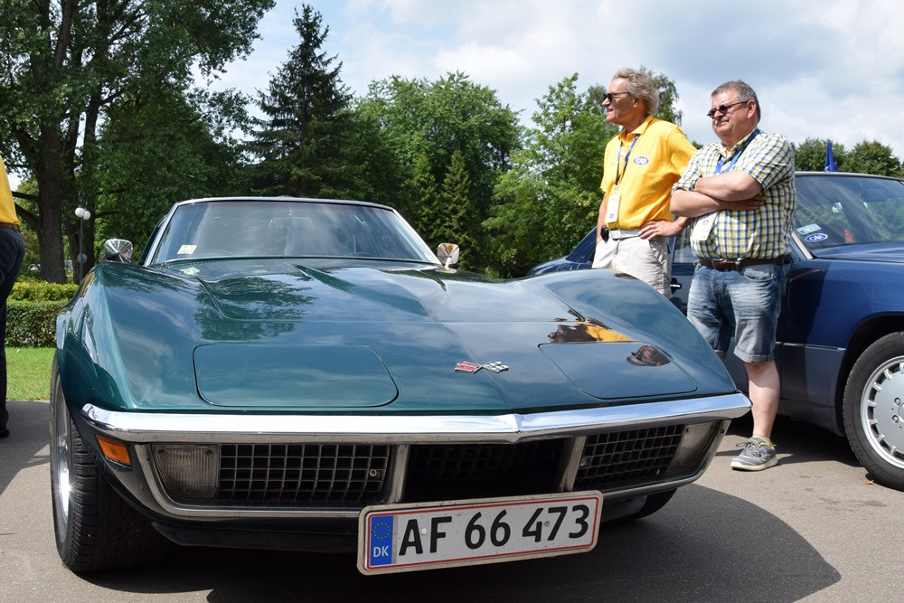 Kartuzy. Perełki motoryzacji lśniły w Parku Solidarności