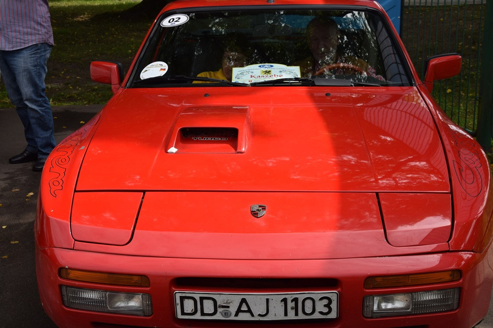 Kartuzy. Perełki motoryzacji lśniły w Parku Solidarności