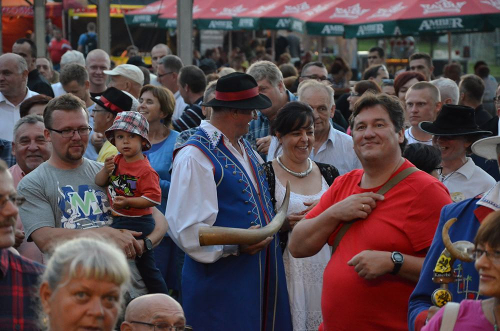 Chmielno. Nowy rekord w jednoczesnym zażywaniu tabaki