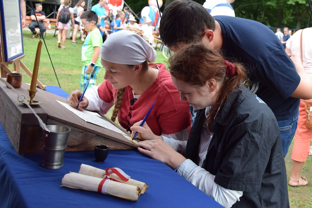 Kartuzy. Festyn Rycerski przyciągnął całe rodziny