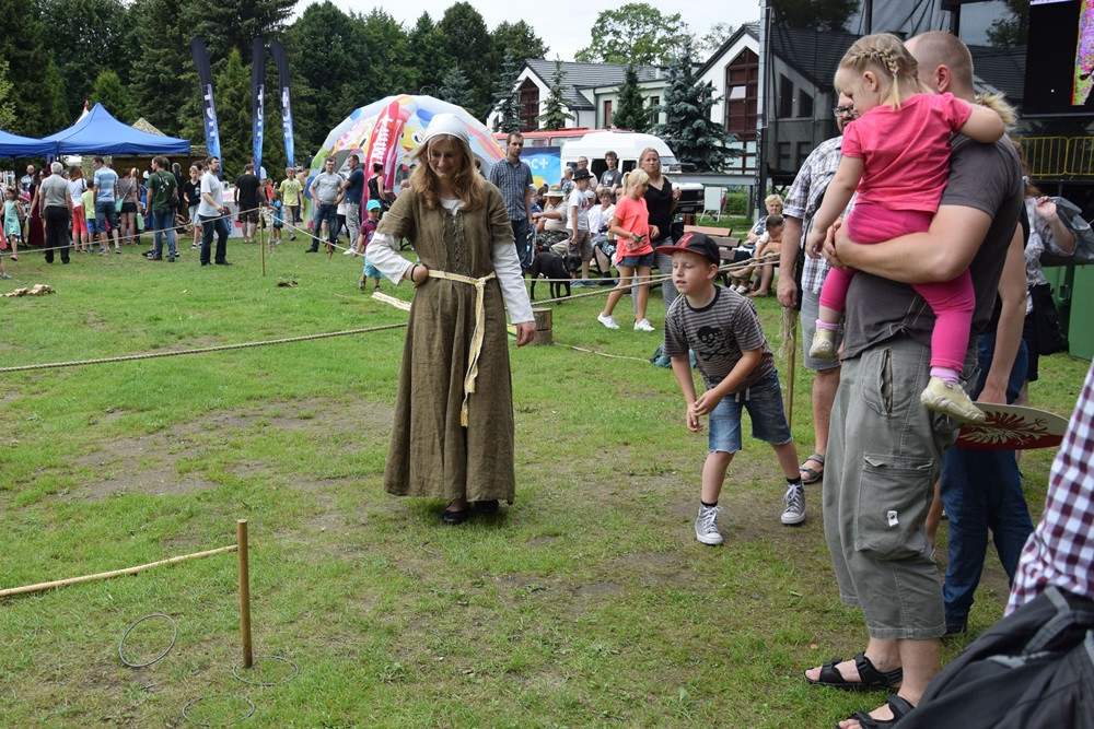Kartuzy. Festyn Rycerski przyciągnął całe rodziny