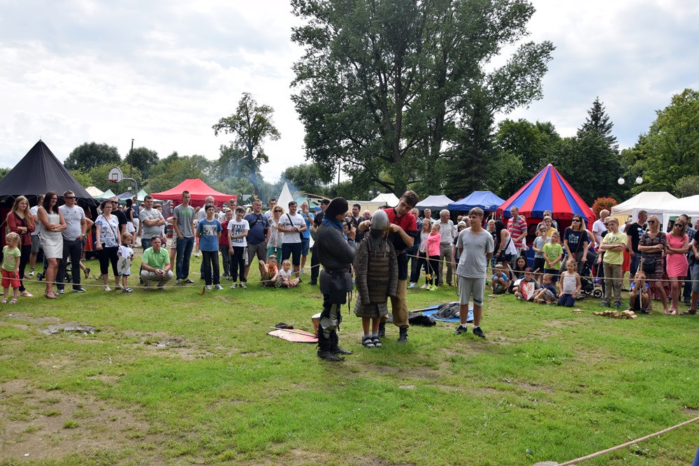 Kartuzy. Festyn Rycerski przyciągnął całe rodziny