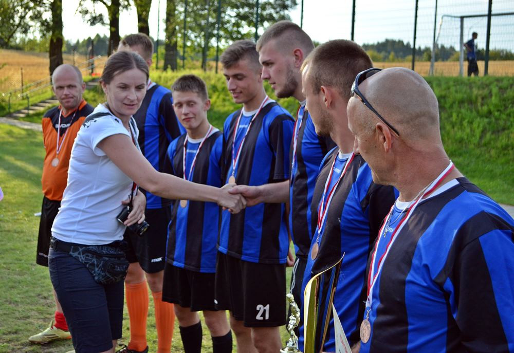 Dziesięć zespołów walczyło o puchar Sołectwa Bącka Huta