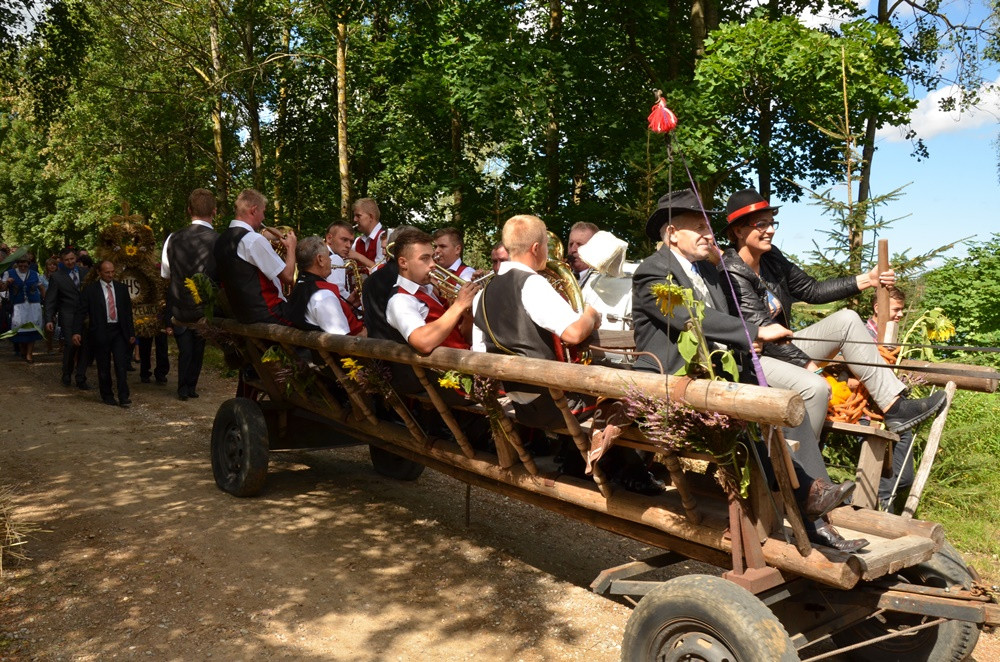 Mściszewice. Bawili się dziękując za tegoroczne plony