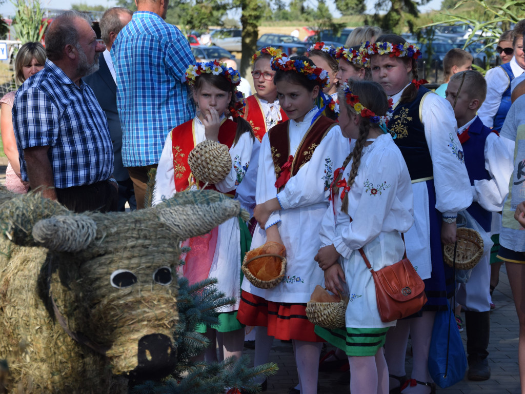 Rolnicy dziękują za plony. Tak było w Borku, Sierakowicach, Kartuzach i Chmielnie