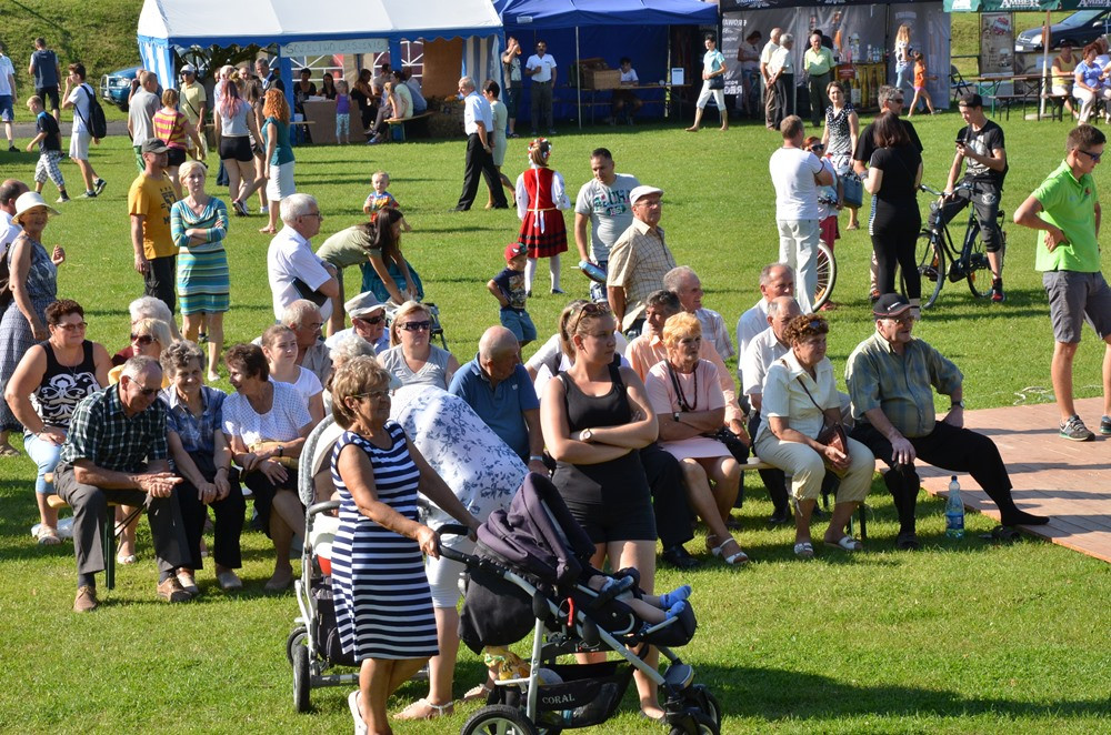 Rolnicy dziękują za plony. Tak było w Borku, Sierakowicach, Kartuzach i Chmielnie
