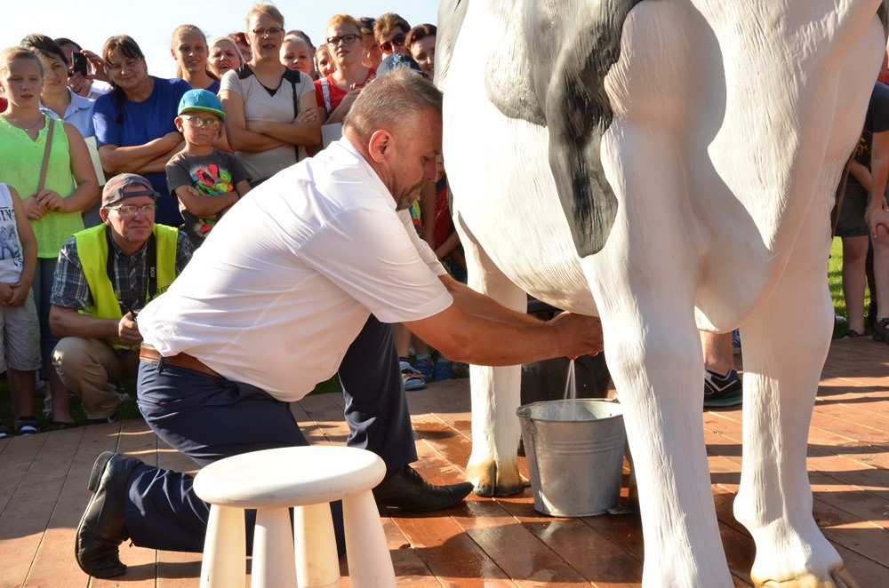 Rolnicy dziękują za plony. Tak było w Borku, Sierakowicach, Kartuzach i Chmielnie