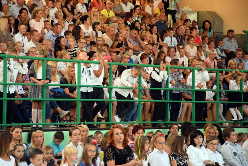 Zabrzmiał pierwszy dzwonek. Jakie zmiany czekają w tym roku szkolnym?