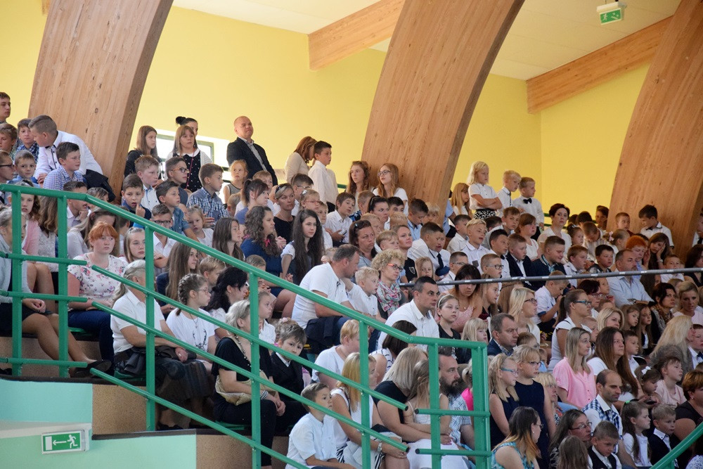 Zabrzmiał pierwszy dzwonek. Jakie zmiany czekają w tym roku szkolnym?