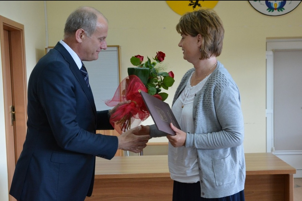 Żukowo. Awanse dla nauczycieli, nagrody dla dyrektorów