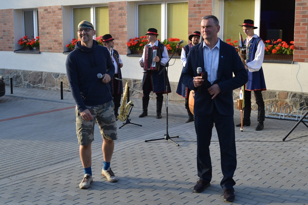 Chmielno. Płomienne widowisko, szanty i fotografie. Pierwszy dzień festiwalu 