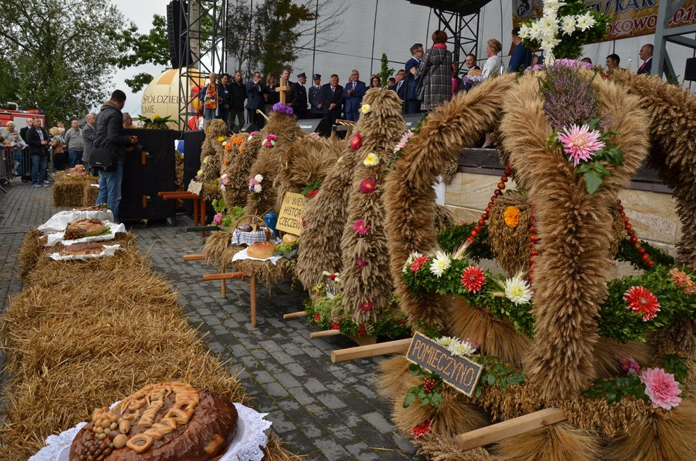 Rolnicy z całego powiatu kartuskiego świętowali w Przodkowie