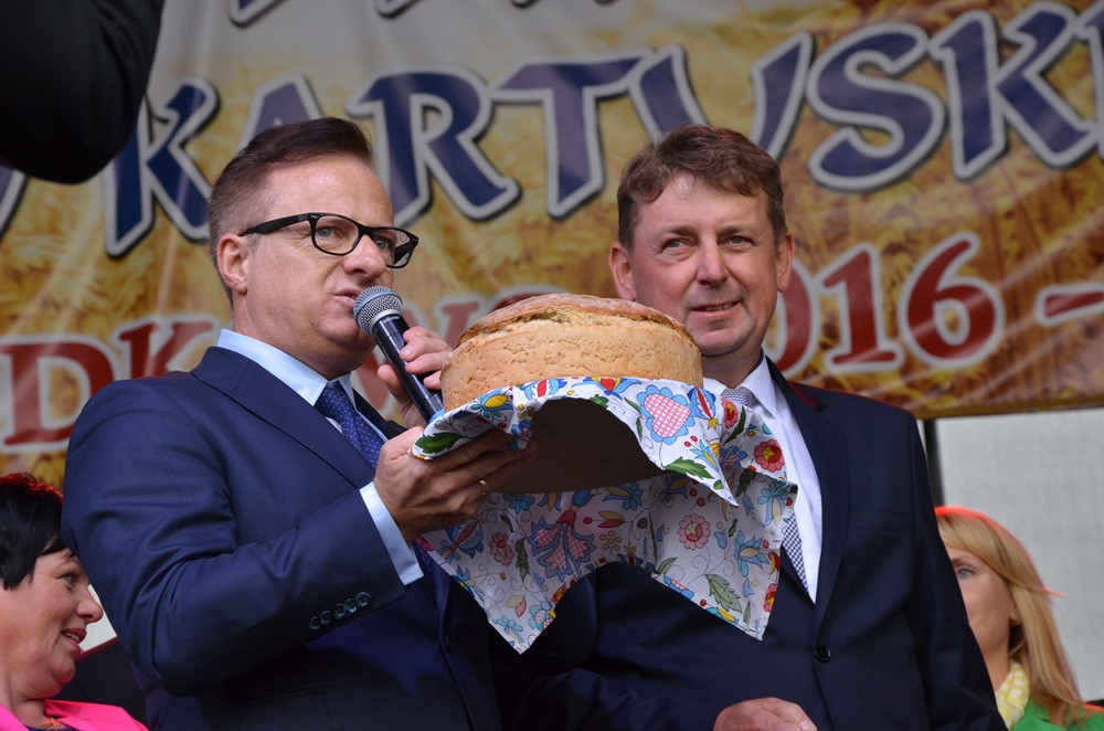 Rolnicy z całego powiatu kartuskiego świętowali w Przodkowie