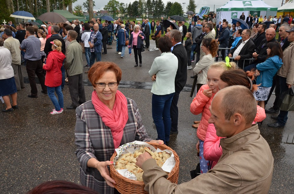Rolnicy z całego powiatu kartuskiego świętowali w Przodkowie