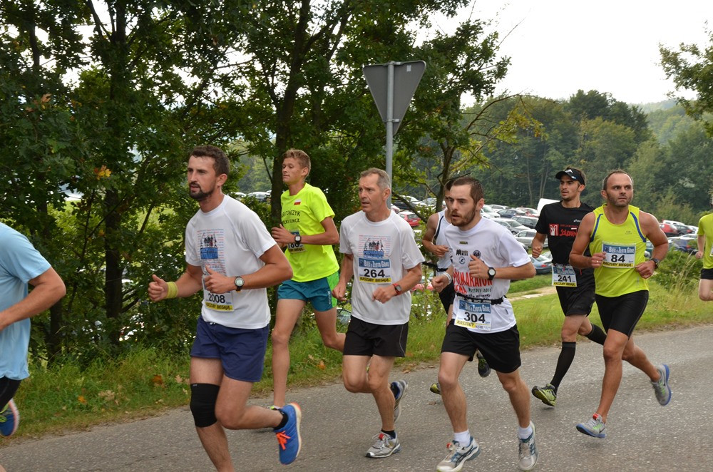 Bieg o Złotą Górę. Prawie 300 zawodników na starcie