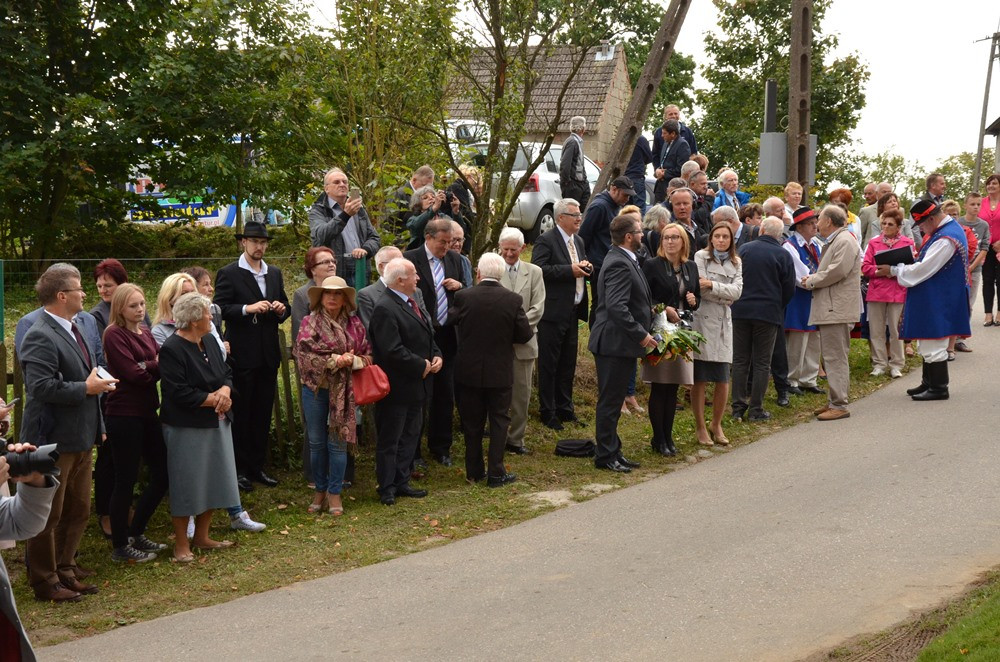 W Nowej Hucie stanął obelisk upamiętniający 100-lecie urodzin prof. Gerarda Labudy