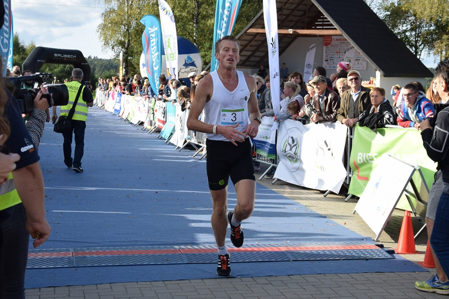 Biegająco uczcili 775-lecie Kiełpina. Kenijczyk Dominic Mailu Musyim zwycięzcą Biegu Arasmusa