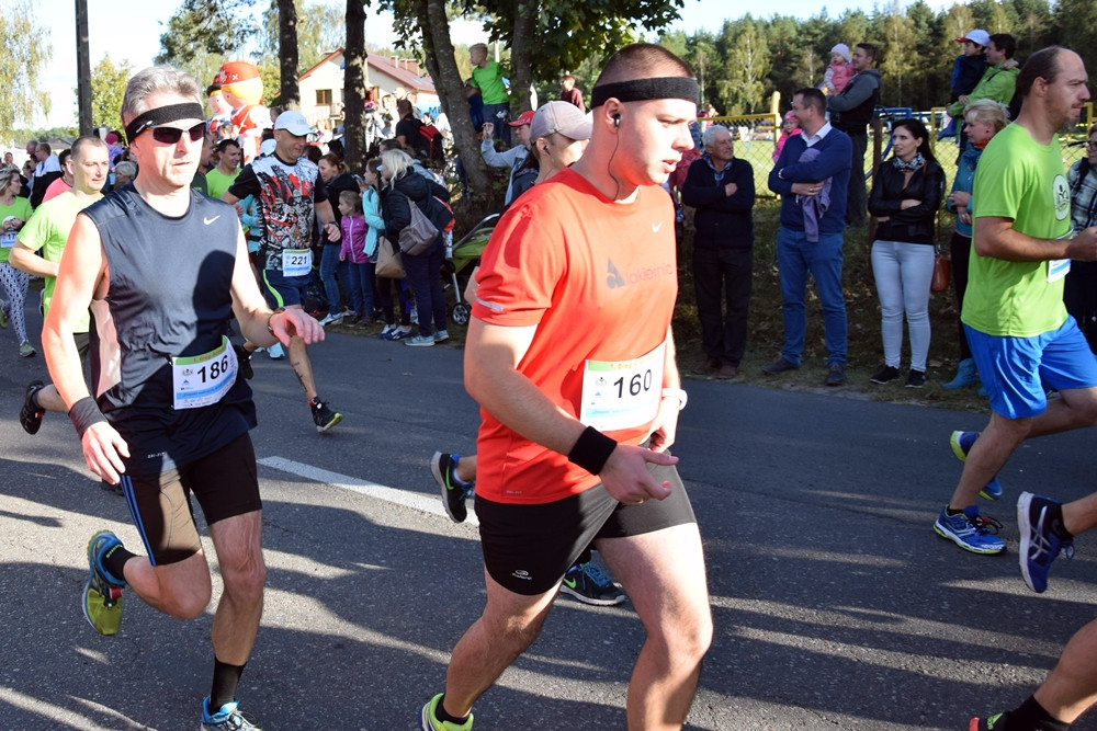 Biegająco uczcili 775-lecie Kiełpina. Kenijczyk Dominic Mailu Musyim zwycięzcą Biegu Arasmusa