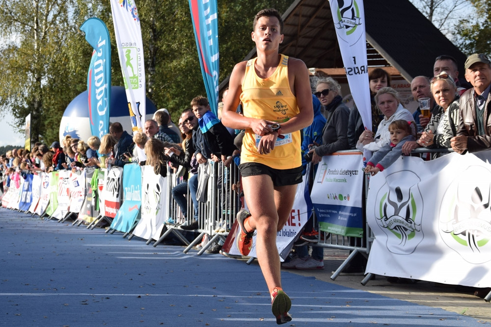Biegająco uczcili 775-lecie Kiełpina. Kenijczyk Dominic Mailu Musyim zwycięzcą Biegu Arasmusa